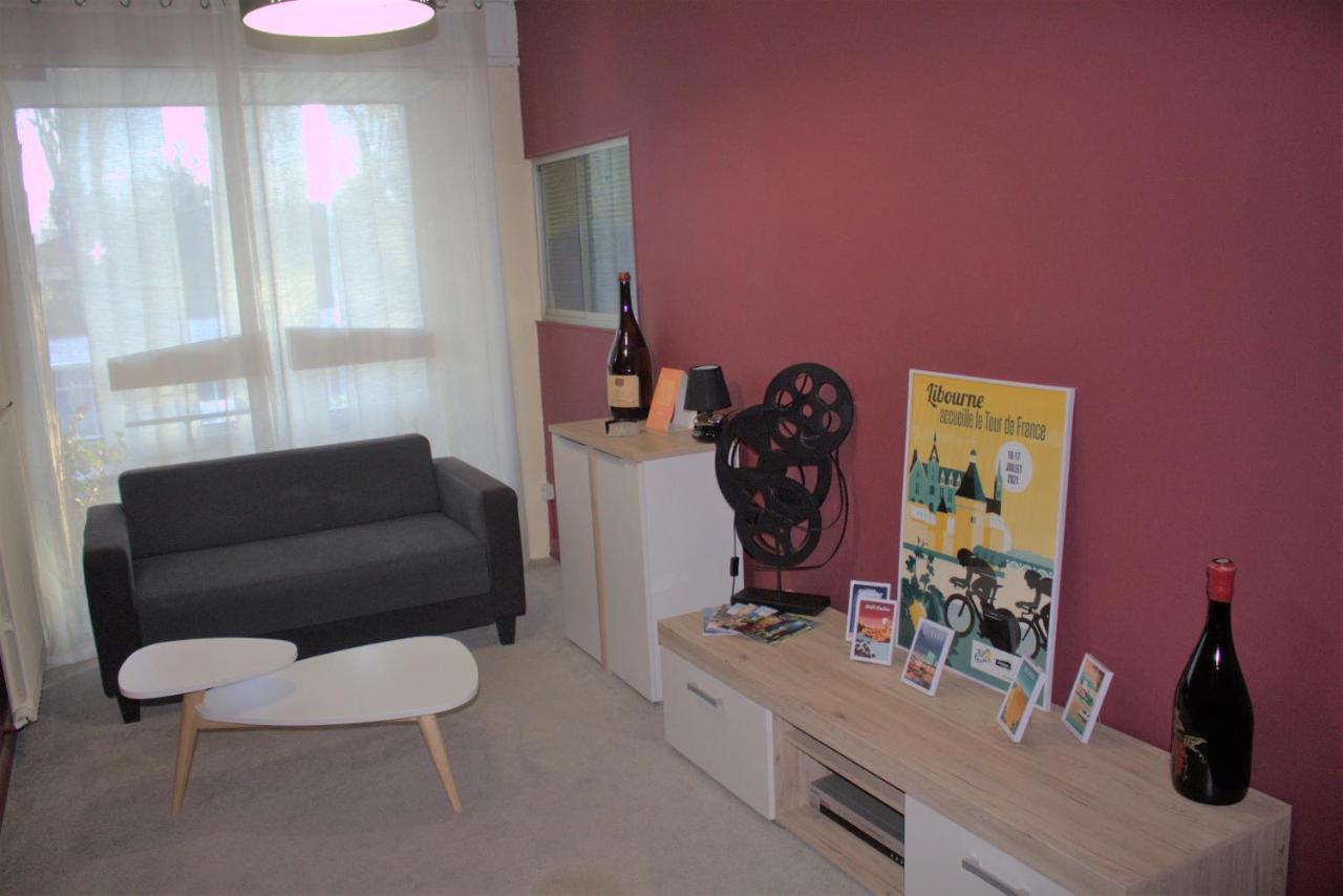Logis Hotel Le Clement V Roquemaure  Esterno foto
